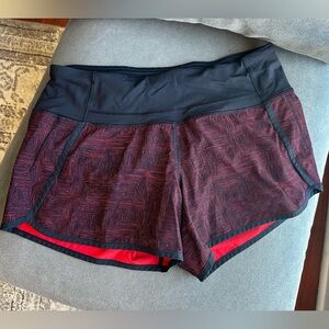 Lululemon Run Times or Speed Up Shorts 4” Inseam red/black pattern - Size 6